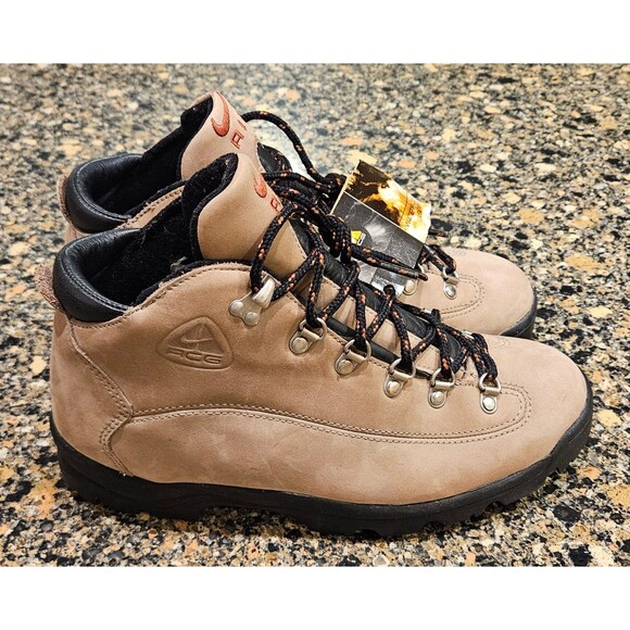 Vintage ACG Nike Air Hiking Boots Tan Walking Snow Summer Activewear Women’s 7.5 - Picture 1 of 12